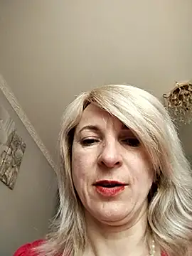 AhlyssaLove1155 online show from 06-20-26, 03:59