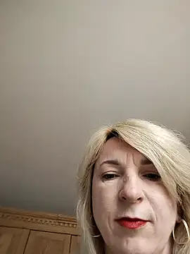 AhlyssaLove1155 online show from 07-05-26, 05:14