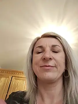 AhlyssaLove1155 online show from 07-05-26, 05:31