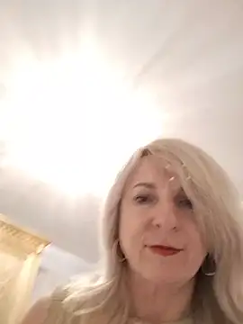 AhlyssaLove1155 online show from 07-08-26, 09:19