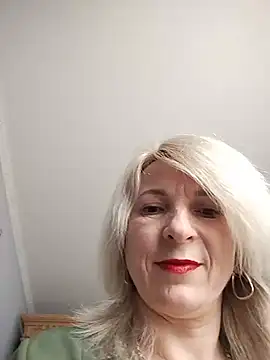 AhlyssaLove1155 online show from 07-15-26, 02:55