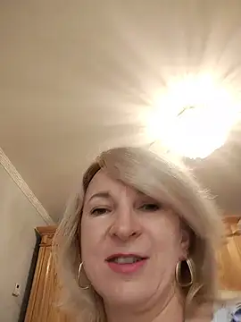 AhlyssaLove1155 online show from 07-18-26, 04:11