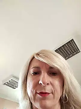 AhlyssaLove1155 online show from 07-20-26, 09:01