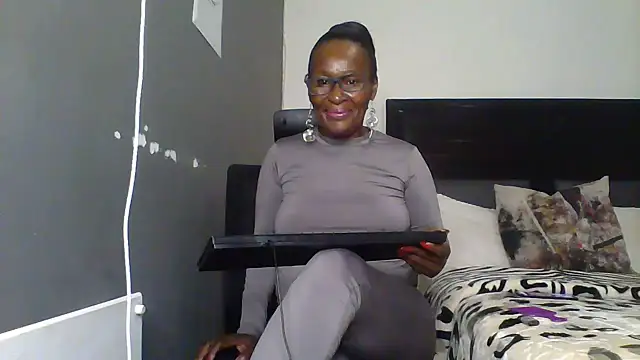 hotgrannxxx58 online show from 07-15-26, 10:48