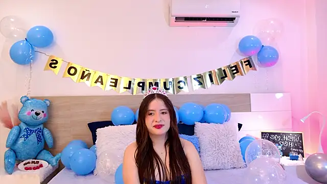 BellaFlecher online show from 01-19-26, 01:48