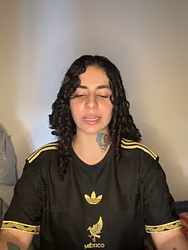 Estefania Velez online show from 06-21-26, 10:45