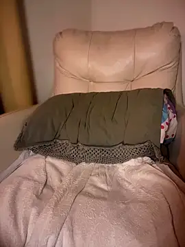 VanesssaMilf  online show from 03-19-26, 04:27