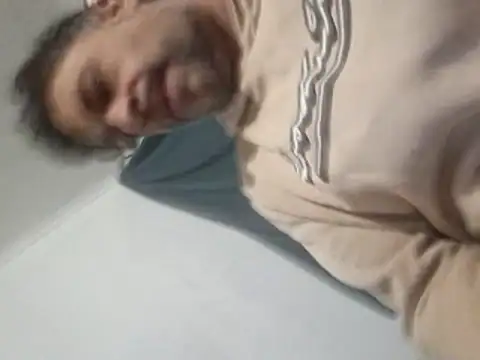 Snapshot of maannn8962 chatting on 03-16-26, 01:33 maannn8962 online show from 03-16-26, 01:33