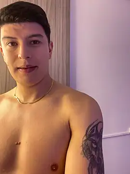 Snapshot of Goldenknight33 chatting on 01-31-26, 07:11 Goldenknight33 online show from 01-31-26, 07:11