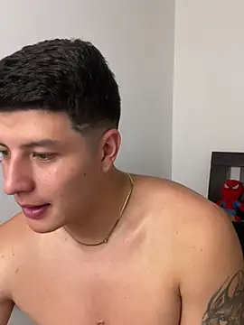 Snapshot of Goldenknight33 chatting on 03-20-26, 11:20 Goldenknight33 online show from 03-20-26, 11:20