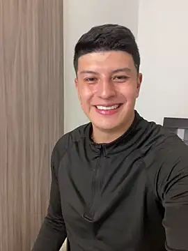 Snapshot of Goldenknight33 chatting on 03-21-26, 08:56 Goldenknight33 online show from 03-21-26, 08:56