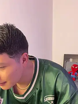 Snapshot of Goldenknight33 chatting on 03-25-26, 12:33 Goldenknight33 online show from 03-25-26, 12:33