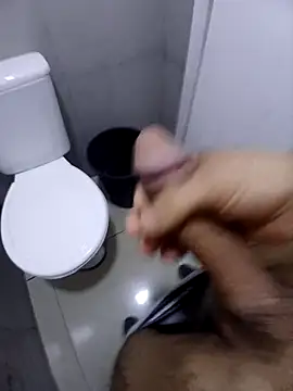 Snapshot of rola17_ok chatting on 03-12-26, 11:05 rola17 ok online show from 03-12-26, 11:05