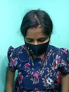 Anushka singh32 online show from 12-18-25, 03:23