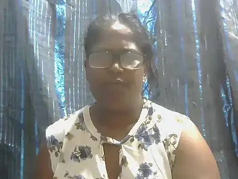 Snapshot of Exotic_indian95 chatting on 12-16-25, 05:01 Exotic indian95 online show from 12-16-25, 05:01