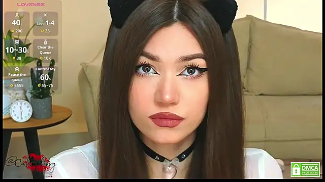 oliviaah  online show from 04-09-26, 03:17