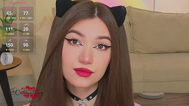 oliviaah  online show from 04-20-26, 03:04