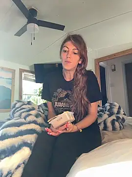 Snapshot of CelestialRuby chatting on 10-16-25, 12:17 CelestialRuby online show from 10-16-25, 12:17