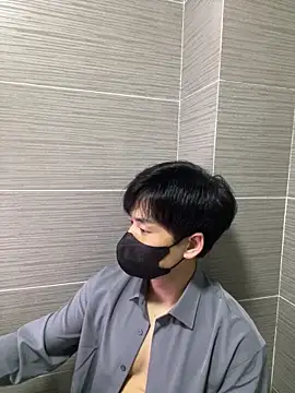 kimze7 online show from 04-17-26, 01:03