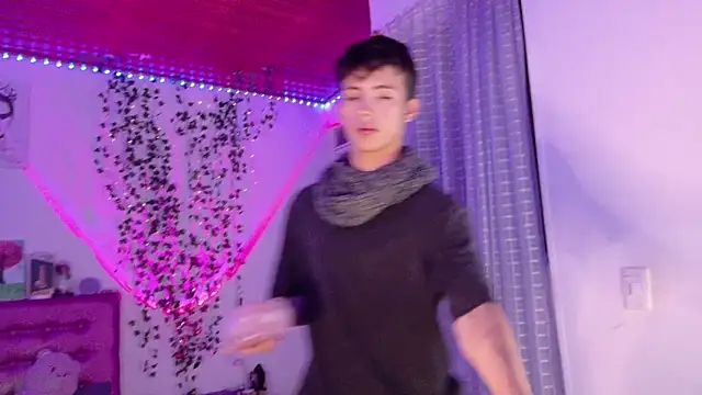 Dani Dancer online show from 05-14-26, 01:01