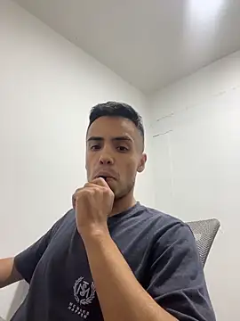 Snapshot of Macky_bms chatting on 02-22-26, 12:34 Macky bms online show from 02-22-26, 12:34