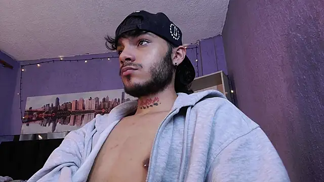 Snapshot of kingdani_hot chatting on 12-18-25, 03:01 kingdani hot online show from 12-18-25, 03:01