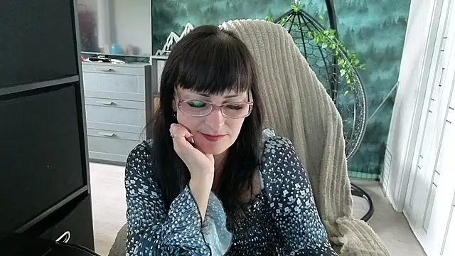 Snapshot of Eila_Morigan chatting on 05-14-26, 06:20 Eila Morigan online show from 05-14-26, 06:20