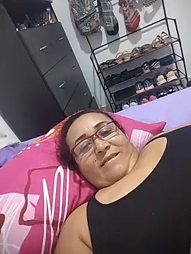 Nini Love  online show from 03-09-26, 04:05