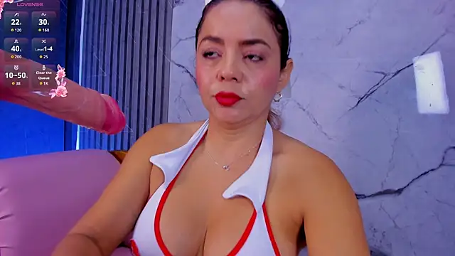 shayra boobs2 online show from 12-18-25, 10:43