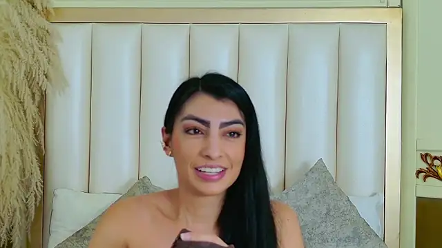 NinnaPiers online show from 07-20-26, 11:34