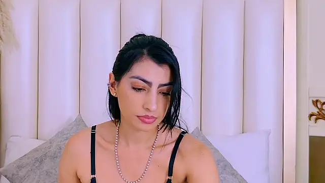 NinnaPiers online show from 07-28-26, 02:13