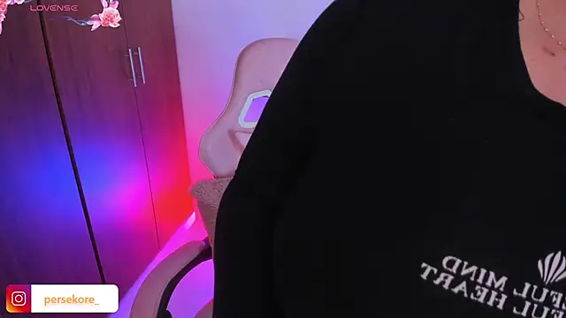 Snapshot of impersy chatting on 12-14-25, 07:40 impersy online show from 12-14-25, 07:40