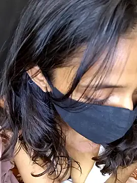 Hottie kia online show from 04-25-26, 09:56