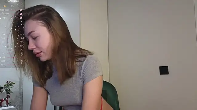 Snapshot of PrincessDafney chatting on 12-15-25, 04:50 PrincessDafney online show from 12-15-25, 04:50