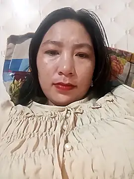 Snapshot of rika833 chatting on 12-14-25, 12:16 rika833 online show from 12-14-25, 12:16