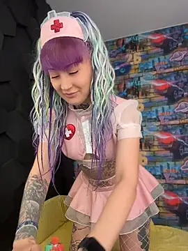 Snapshot of Tattoo__Moon chatting on 04-25-26, 11:02 Tattoo Moon online show from 04-25-26, 11:02