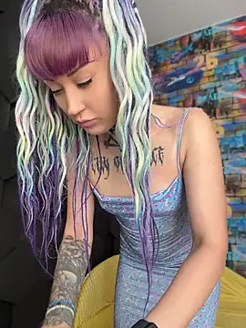 Snapshot of Tattoo__Moon chatting on 05-29-26, 12:30 Tattoo Moon online show from 05-29-26, 12:30