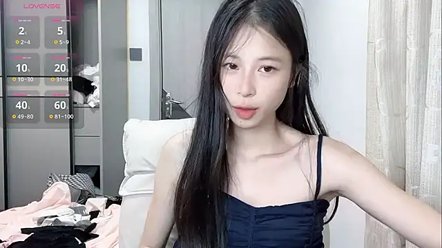 Snapshot of tiantian-160 chatting on 06-08-26, 02:17 tiantian-160 online show from 06-08-26, 02:17