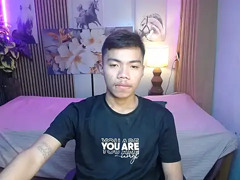 Snapshot of mike_cummer chatting on 01-06-26, 05:27 mike cummer online show from 01-06-26, 05:27