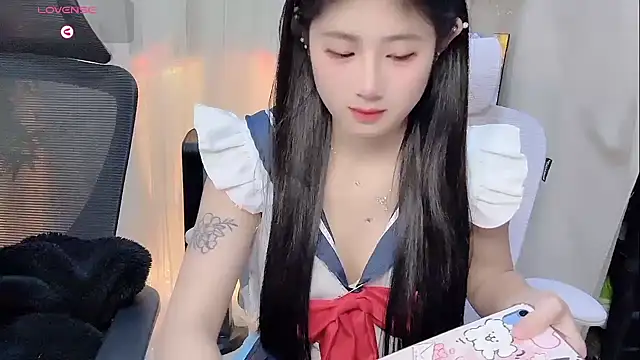 Yvonne-07 online show from 12-18-25, 12:22