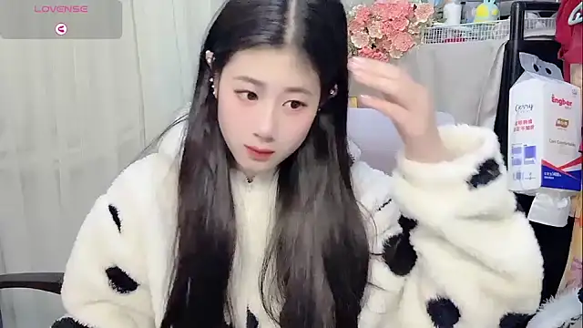 Yvonne-07 online show from 02-26-26, 01:10