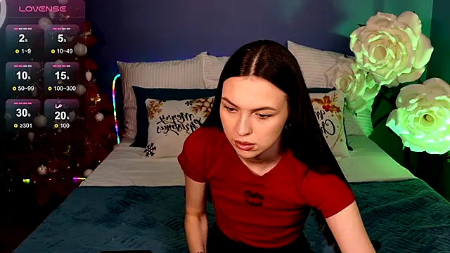 MaxinCarroll online show from 12-14-25, 07:18