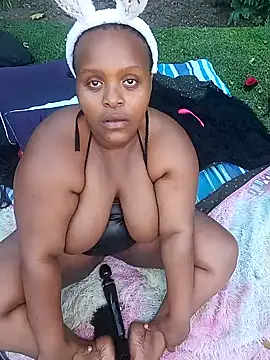 ChoklitBerryXX online show from 04-02-26, 03:31