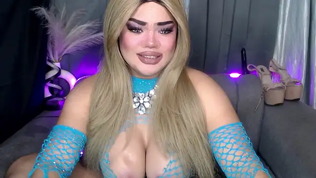 AlwaysHornyMia online show from 12-20-25, 07:10