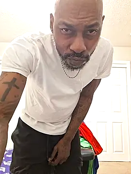 Snapshot of Rizzle9800 chatting on 02-18-26, 06:53 Rizzle9800 online show from 02-18-26, 06:53