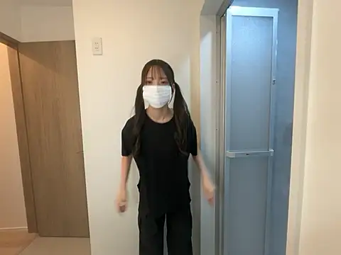 Snapshot of Gokujyo-Namanaka chatting on 05-18-26, 03:18 Gokujyo-Namanaka online show from 05-18-26, 03:18