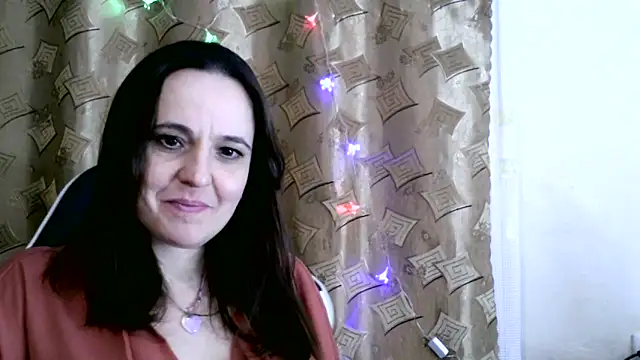 Snapshot of Eva-Meri chatting on 12-20-25, 02:46 Eva-Meri online show from 12-20-25, 02:46