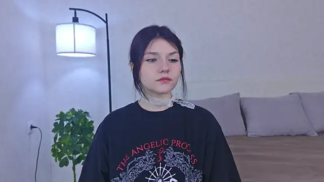 NyraVesperis online show from 05-16-26, 05:48