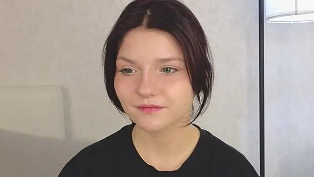 NyraVesperis online show from 05-20-26, 06:30