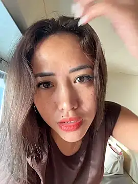 Snapshot of Serena_reinaa chatting on 12-20-25, 11:45 Serena reinaa online show from 12-20-25, 11:45